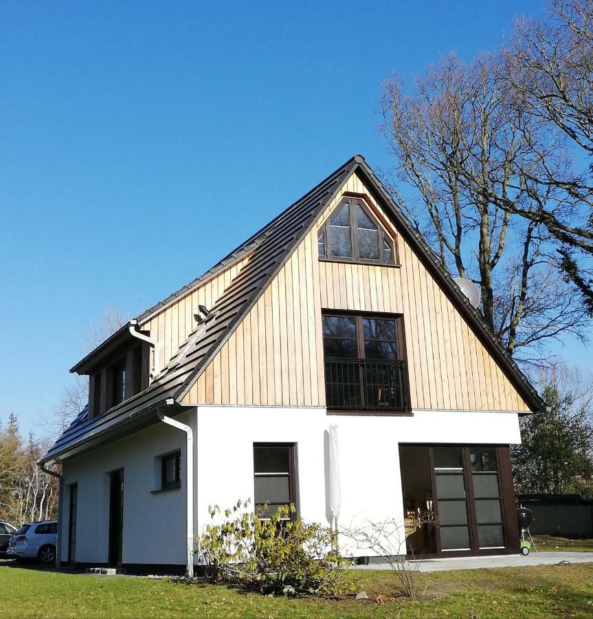 Darsser Strandgut - Haus Ahrenshooper Holz מראה חיצוני תמונה