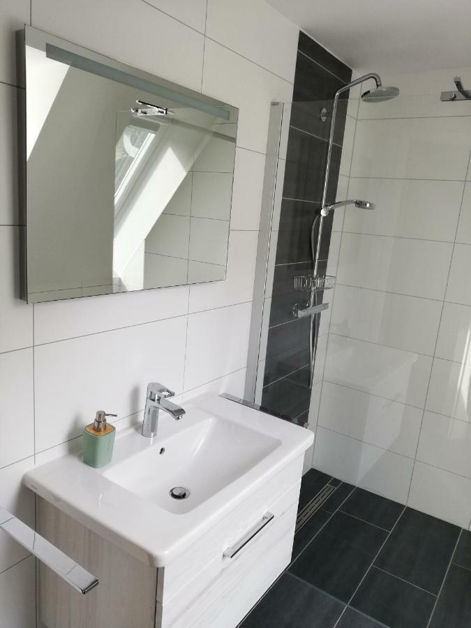 Darsser Strandgut - Haus Ahrenshooper Holz מראה חיצוני תמונה